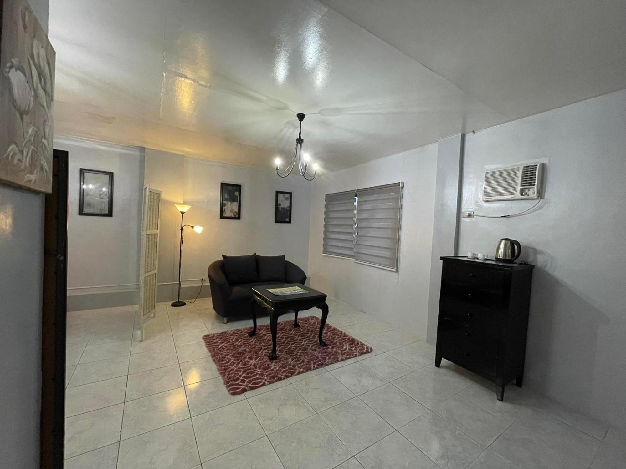 Sunbloom Beachfront Hotel And Restaurant Zambales Sinabacan Экстерьер фото